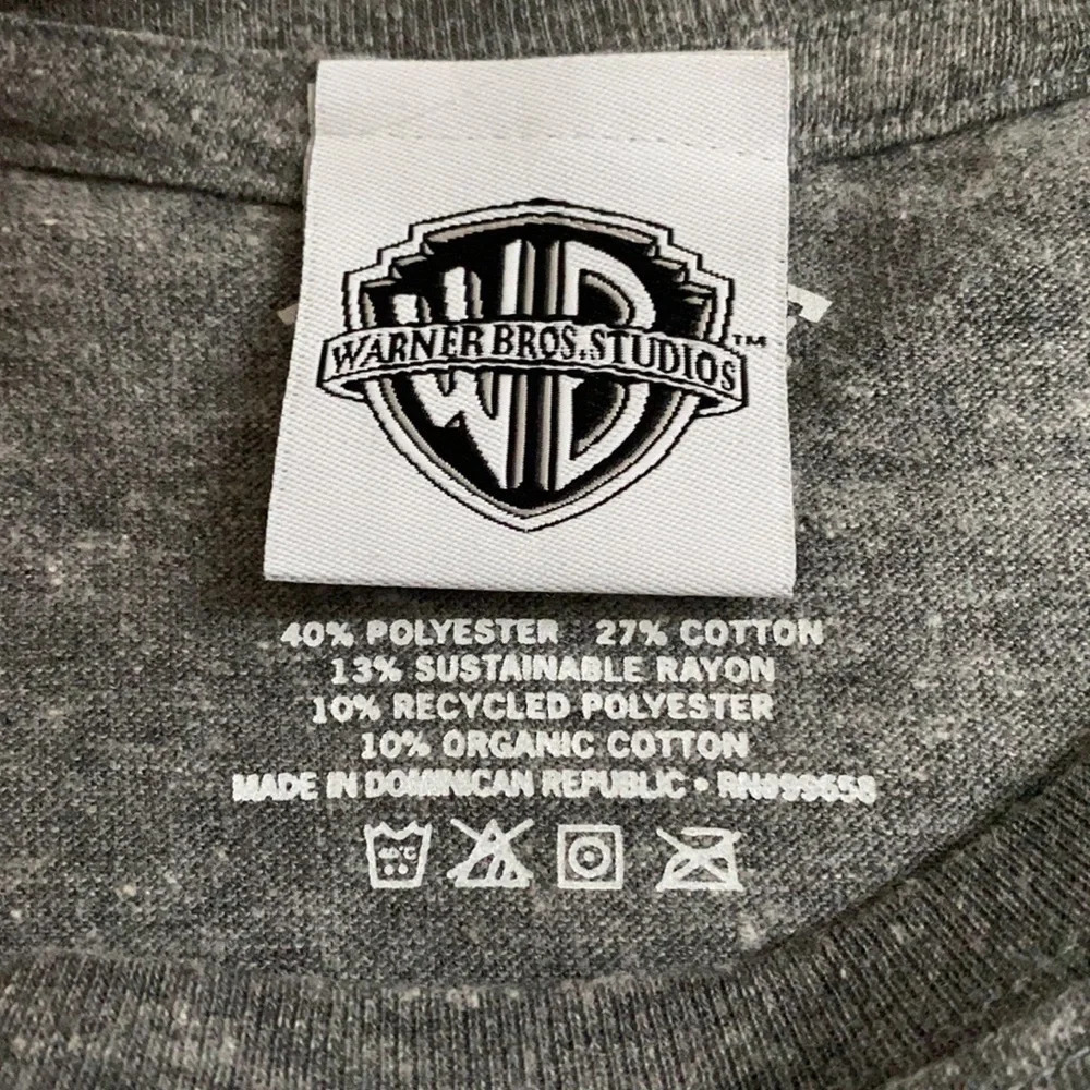 •Blue 84• Warner Bros. Studios Tee, Like New - Picture 10 of 10